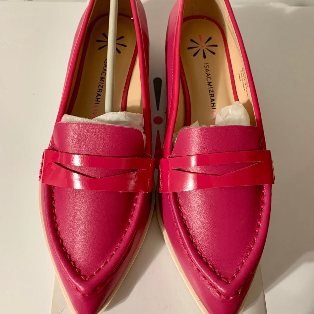 🌟BRAND NEW Isaac Mizrahi Pink Leather Loafers!